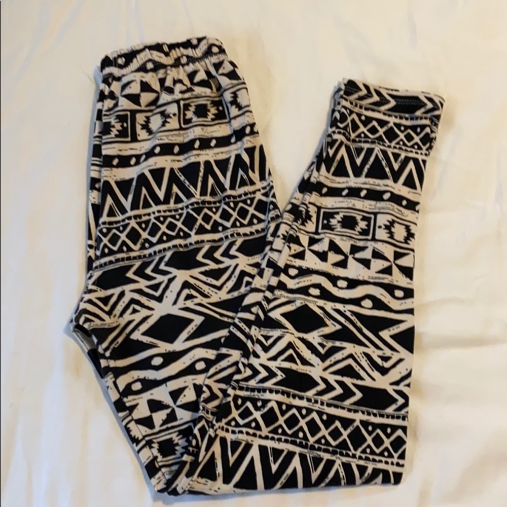 Aztec Print Leggings
